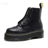 Martins Bottes Martens Doc Designer Boot Martin Hommes Femmes Baskets Triple Noir Blanc Classique Bottines Courtes Hiver Neige