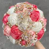 Faux verdure florale vendant des bouquets de mariée et de demoiselle d'honneur strass exquis roses en soie et perles bouquets de mariage de sœurs faits à la main 230907