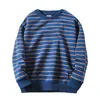 Bluzy bluzy bluzy dziecięce chłopcy jesień paski Tops Studenci Longsleeved Tshirts Bluza Sprężyna i modne P4761 230907