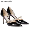 Nouveau 23ss élégant robe de mariée chaussures pompes dame sandales perles sangle marques de luxe pointus talons hauts marque de mode femmes marche talons hauts