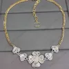 Collier de bijoux de créateurs Nouveau collier camélia style féminin fleur incrustée de diamants chaîne de collier de luxe léger bijoux parfumés