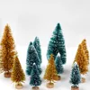 クリスマスデコレーション5pcs 5cm125cmミニツリーゴールドグリーンスモールパインサイサルデスクトップ年に配置されたクリスマスパーティー装飾品Navidad 230907