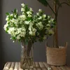 装飾的な花人工白uV耐性布緑の偽の花ぶら下げプランターキッチンホームウェディングオフィスの庭の装飾