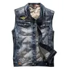 Chalecos para hombres Hombres Motocicleta Chalecos de mezclilla Chaquetas Moda Masculina Slim Fit Denim Abrigos Chalecos Estilo Punk Múltiples bolsillos Jeans Chaleco Tamaño 6XL 230908