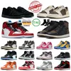 OG 1s Low Womens Mens Basketball Shoes Jumpman 1 Black Phantom Reverse Mocha Panda Pink Skyline Royal Blue Panda Mids Big Size 13 Mens Shoes Youth Sneakers Storlek 36-47