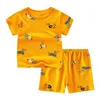 Chaussettes pour enfants Enfant en bas âge Bébé Garçons Costume Filles 2 pièces Chemises à manches courtes Tops Shorts Jaune Dessin animé Chien Enfant Vêtements Troupe Jogging 230907