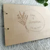 Autres fournitures de fête d'événement Nom personnalisé et date Calligraphie Livre d'or Livre d'or de mariage gravé au laser Livre d'or en bois floral rustique Livre de connexion 230907