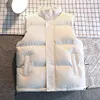 Mäns västar Autumn Winter White Vest Jacket Men mode ärmlösa jackor solid färg varma tjocka svarta västkläder 230908