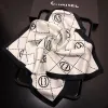 Sexy Femmes Designer Écharpe Marque Wrap Foulards Carré Soie Sergé Pashmina Foulards Châle Plissé Cadeau D'anniversaire Facile à Assortir Doux Au Toucher Taille 70 * 70 CM