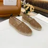 Designers Casual Chaussures Femmes Chaussures Espadrilles Printemps et Automne Luxurys Dames Plat Plage Demi Pantoufles Mode Femme Pêcheur Toile Dentelle Chaussures 02