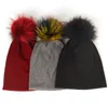 Breite Krempe Hüte Eimer Geebro Weibliche Natürliche Waschbär Fell Pompon Beanies Warme Feste Kappen Für Frauen Slouchy Mode Baumwolle Skullies dame 230907