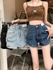 Shorts pour femmes en temps réel po de froissé 2023 été bord élastique conception plissée denim avec taille haute et coupe ample montrant une tendance