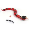 Andere Katzenbedarfsartikel Smart Sensing Snake Interaktives Spielzeug Automatische USB-Aufladung Kätzchenzubehör für Hunde Spielspielzeug 230907