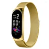 Horloges Dames Waterdicht Horloge Luxe Armband Milanese Roestvrij Staal LED Elektronische Magnetische Gesp Dames Sport