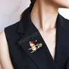 Imitacja Pearl Snowman Broothes for Women Warunek narciarni miotła Snowflake Pins Lapel Pins świąteczne biżuterię Nowy Rok prezenty broszkowe