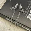 Pendientes colgantes KADRUFI Punk Y2K Color plata forma de mariposa gota larga de borla para mujeres Goth Kpop accesorios de pendientes joyería Brincos