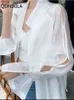 女性のトレンチコート夏の紫外線プルーフコート