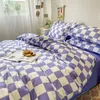 Conjuntos de cama Checkerboard Set Single Queen Size Folha Plana Quilt Duveta Capa Fronha Poliéster Cama Roupa Home Têxtil 230907