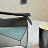 Designer Geometriska axelväskor Lowwe Brand Handväskor Nya pussel handhållna plånbok högkvalitativ stor kapacitet Crossbody Versatile Fashion Casual Handbag