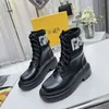 2024 Italie Femmes Designer Boots Cowboy Domino f Ankle Boot Combat Knight Boties Stretch High Heel Sneaker Winter Womens Shoes Lace