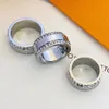 Marca designer masculino anéis com pedras laterais para mulheres amantes casais brilhando anel de cristal jóias ring203j