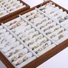 Sacchetti per gioielli Vassoio per esposizione in grani di noce Anello Orecchini Piastra per bracciale Portaoggetti di grande capacità 35 24 cm