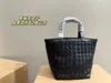 cesto di verdure intrecciato in pelle di vitello artistica pelle originale vera pelle versatile borsa a tracolla a cassetta di lusso design versione autentica madre di alta qualità