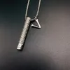 Collier sifflet en argent à la mode Un sifflet rempli de strass en argent qui peut être soufflé Collier de luxe de marque designe2034