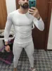 Erkek Trailsits Sıkıştırma Spor Giyim Takımında Hızlı Kuru Eğitim Tayt Fitness Üst T-Shirt 2-3 Parça Trailsuit MMA Rashard Kit Koşu Seti