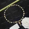 Naszyjniki wisioranki vintage wisiorty dla mężczyzn designerskie brązowe złotą szyję damskie biżuteria luksus g diamond love love perel naszyjnik Prezent Q230908