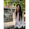 Deeptown Style coréen surdimensionné Beige T-shirts femmes Vintage Streetwear lettre à manches longues haut femme Grunge en détresse T-shirts