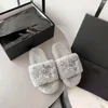 Slippers Designer Dames pluche pantoffels Warm en comfortabel Platte bodem Pluche Open teen One Step Lazy Lace Box