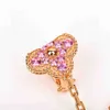 2023 Luxury Quality Charm Drop Earring med fuchsia diamant och grå skalpärlor fjärilsform i 18K rosguldpläterad har lådestämpel PS7622B