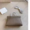 Cafunes Designer Bag Women's Shoulder Handbag Top Real Leather Handheld Clamshell Vintage Leather Wallet Classic Luxury Business Pendder Crossbody Bag