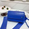 Lyx kvinnors väska designer axel handväska mode vanlig färg flip läppstift mobiltelefon plånbok stor kapacitet bred band crossbody väska