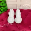 Nya topp heta män kvinnor skor modedesigner sneakers högkvalitativ gummiläder andas sule sneakers storlek 35-41 FD230206