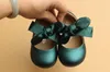 Första vandrare Soft Soled Princess Toddler Baby Girls Casual Shoes Bow Frost Green Pu Leather Kids For Girl Birthday Present 230909