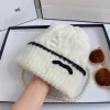 Lüks Tasarımcı Beanie Kış Yumuşak Şapkaları Kadın Erkekler Bonnet Moda Sıcak Kafatası Cap C Beanies Buck Hat Cappello Casquette M-5