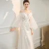 Designer A Line Jurken Lace Crystals Rhinestones omhoog Arabische trouwjurk Vestidos de Novia Organza Chapel Train Lace Applique Bruidsjurken