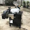 Máquina descascadora e descascadora de grãos de café