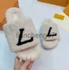 Pantoufles Designer Marque Femmes Lambswool Slipper Vieilles Fleurs L Imprimer Fourrure Laine Peluche Diapositives Sandales En Peau D'agneau Pantoufles À Talons Plats Maison Mocassins Designers Chaussures x0909