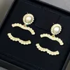 Designer Bijoux De Mariage Cadeaux Charme Boucle D'oreille Marque Haut De Gamme Boucles D'oreilles Lettre Plaqué Or Argent Cuivre Boucle D'oreille Goutte Incrustée Cristal Accessoire De Mode