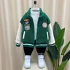 Jacken Jungen Wintermantel Kinder Hübsche gesteppte Baseballuniform Baby verdickte Lammwolle Top 230909