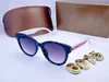 Zonnebril voor mannen en vrouwen Klassieke zonnebril met vierkant frame voor vrouwen Trendy outdoor-brillen Shades UV400 Unisex met hoesje6015