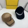 HQ30 italiensk lyxdesigner Fendis Hat Classic Vintage Velvet Baseball Cap för både män och kvinnor F5RG BQ2L HP04 Y2QT