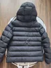 ジッパーサイドレターメンズダウンジャケットアーム接着剤バッジパフジャケット2023新しいスタイルフード付きジャケット冬の温かいコートサイズ1-5