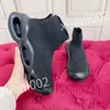 2023 novos sapatos casuais de alta qualidade marca sapatos casuais masculinos retro couro rendas esportes moda impressa tênis pequenos sapatos brancos fd230203