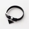 Designer -Armband Frau Leder Edelstahl Armreifen Mode Armbänder Schmuck für Mann Frauen verstellbare Größe Armreifen298z