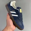 Skor som kör män Kvinnor Designer Cloud White Core Black Gum Cream Blue Collegiate Green Outdoor Sneakers Storlek 36-45