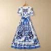 2023 Сине-белое фарфоровое платье с поясом и принтом, с коротким рукавом, круглым вырезом и стразами, длинные повседневные платья макси S3W030427
